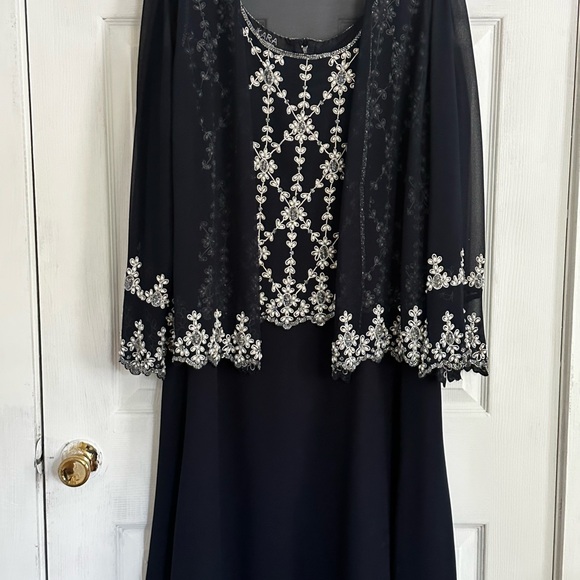 J Kara Elegant Navy Dress with Silver Embroidery & Beading Size 24W - Picture 1 of 5